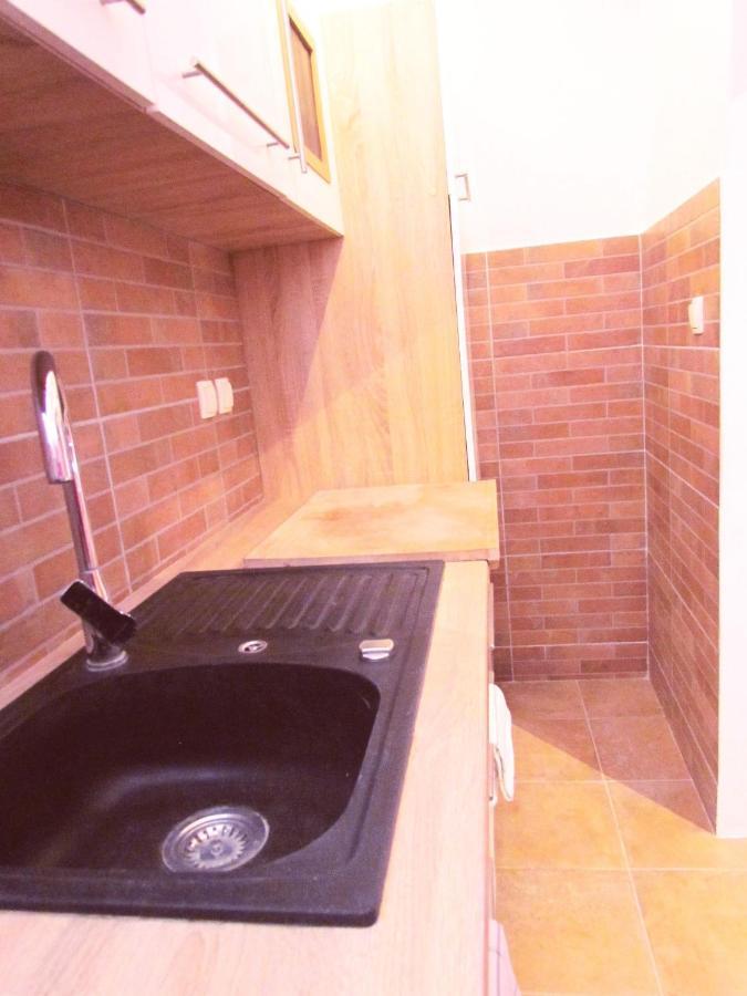 Center Studio Apartment PUY Eksteriør bilde