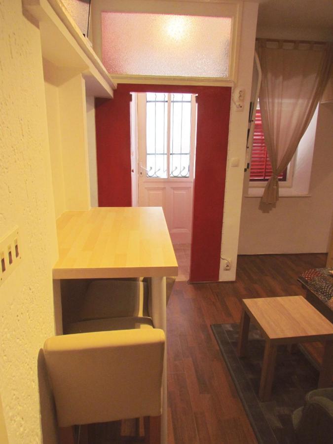 Center Studio Apartment PUY Eksteriør bilde